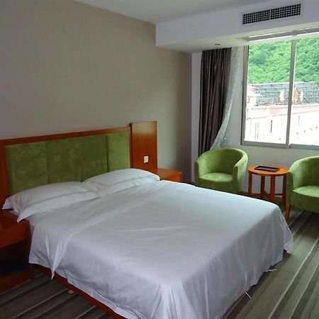 5 Yue Hotel ג'יוג'איגואו מראה חיצוני תמונה